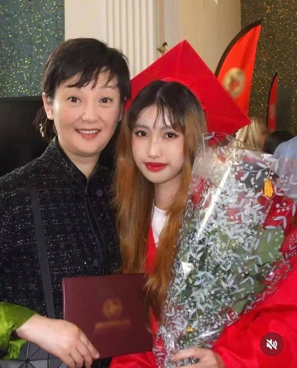 考古|冯小刚带女儿去陈思诚工作室！开个人账号还读影视专业<strong></p>
<p>鲁信创投股票</strong>，她也要“女承父业”吗？