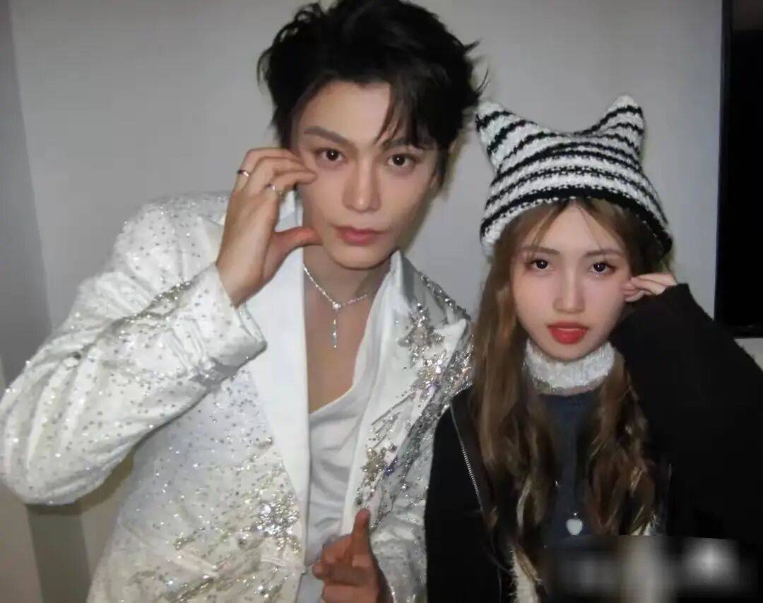 考古|冯小刚带女儿去陈思诚工作室！开个人账号还读影视专业<strong></p>
<p>鲁信创投股票</strong>，她也要“女承父业”吗？