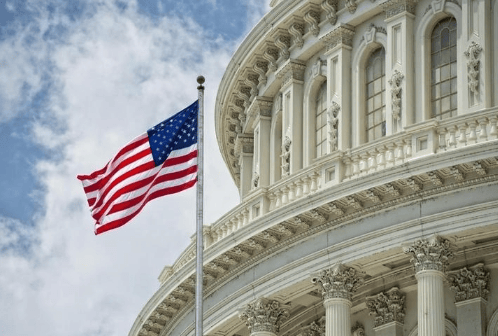 美国联邦政府停摆，国内经济遭遇重创？白宫威胁要大裁员，外媒：目的是逼迫民主党妥协