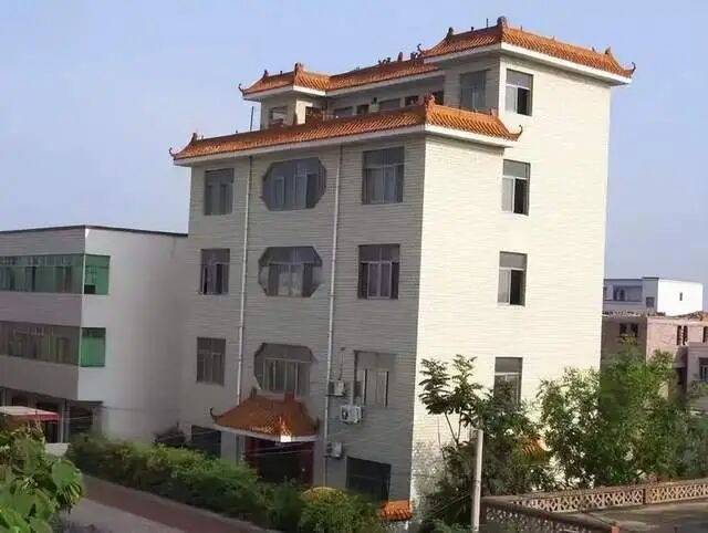 男子获赔1300万拆迁款被控告敲诈勒索<strong></p>
<p>中国嘉陵股票</strong>，终审无罪获38万赔偿，本人：坚决追究责任