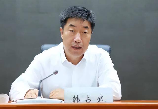 中央委员被“双开”<strong></p>
<p>农业银行股票代码</strong>,62岁女副部任上被查!中纪委上周通报查处26人