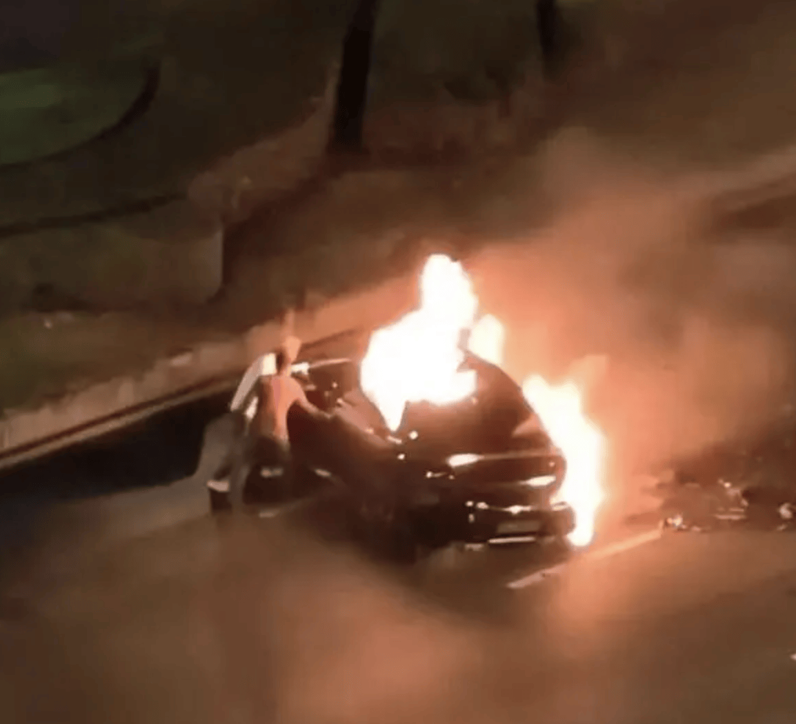 成都车祸后小米汽车直播间遭网暴<strong></p>
<p>杭齿前进股票</strong>,雷军抖音一月掉粉35万