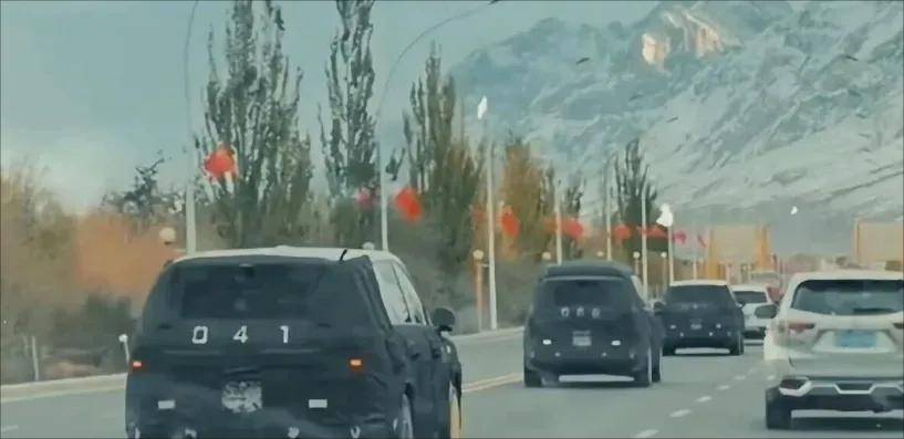 一夜蒸发1000亿<strong></p>
<p>杭齿前进股票</strong>，起火的小米SU7暴击雷军