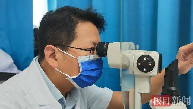 11岁女孩眼痒眼痛<strong></p>
<p>杭齿前进股票</strong>，竟是睫毛“养了”10条螨虫！医生：不良生活习惯是帮凶