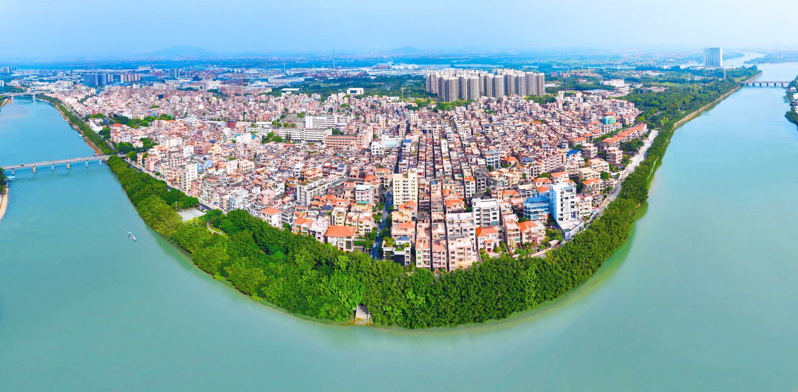 东莞第二个“百亿村”诞生<strong></p>
<p>宏达高科股票</strong>，被誉为“中国造纸名村”