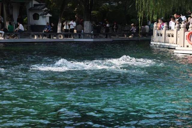 黑虎泉喷得“兽头”都不够用了!济南群泉竞涌<strong></p>
<p>宏达高科股票</strong>,几十年一见