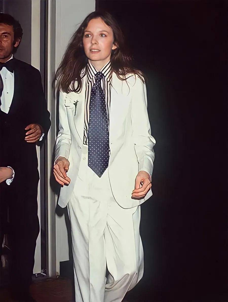 79岁奥斯卡影后离世<strong></p>
<p>宏达高科股票</strong>，她是男神收割机，松弛中性风穿搭鼻祖