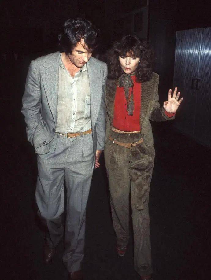 79岁奥斯卡影后离世<strong></p>
<p>宏达高科股票</strong>，她是男神收割机，松弛中性风穿搭鼻祖