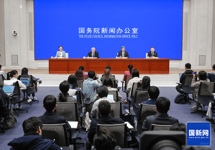 广东新人婚礼上的这个举动<strong></p>
<p>皇氏乳业股票</strong>,被中央文明办点赞!网友:建议全国推广