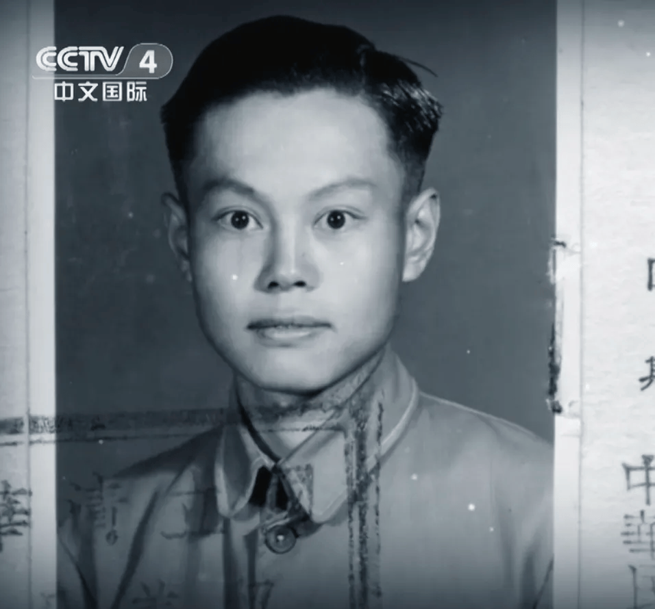 103岁杨振宁去世<strong></p>
<p>000552股票</strong>,象牙塔倒塌