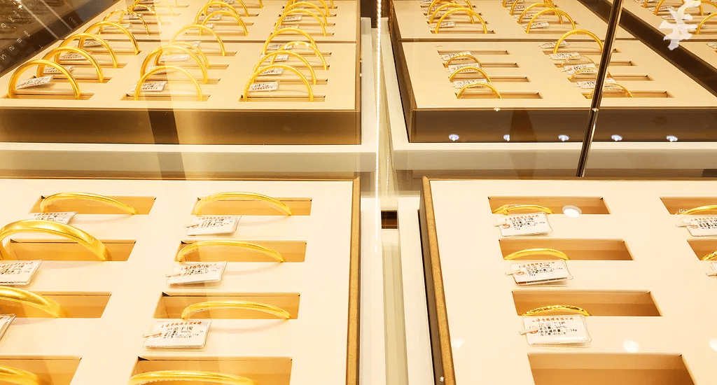 @龙岩人 金价涨了<strong></p>
<p>000552股票</strong>,金条能随意变现吗?