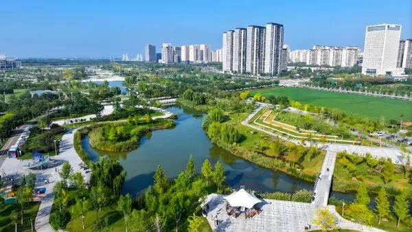 刘宁在洛阳市领导干部会议上强调：牢记殷殷嘱托 勇于担当作为 奋力建强中原城市群副中心城市