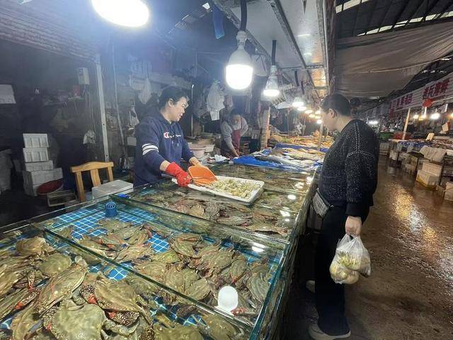 梭子蟹价格几近腰斩<strong></p>
<p>600740股票</strong>！烟台海鲜市场迎来“实惠期”