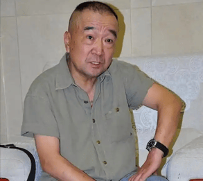 考古｜曝78岁李保田近况！找人维修窗户喝10元桶装水<strong></p>
<p>600740股票</strong>，生活超朴素！