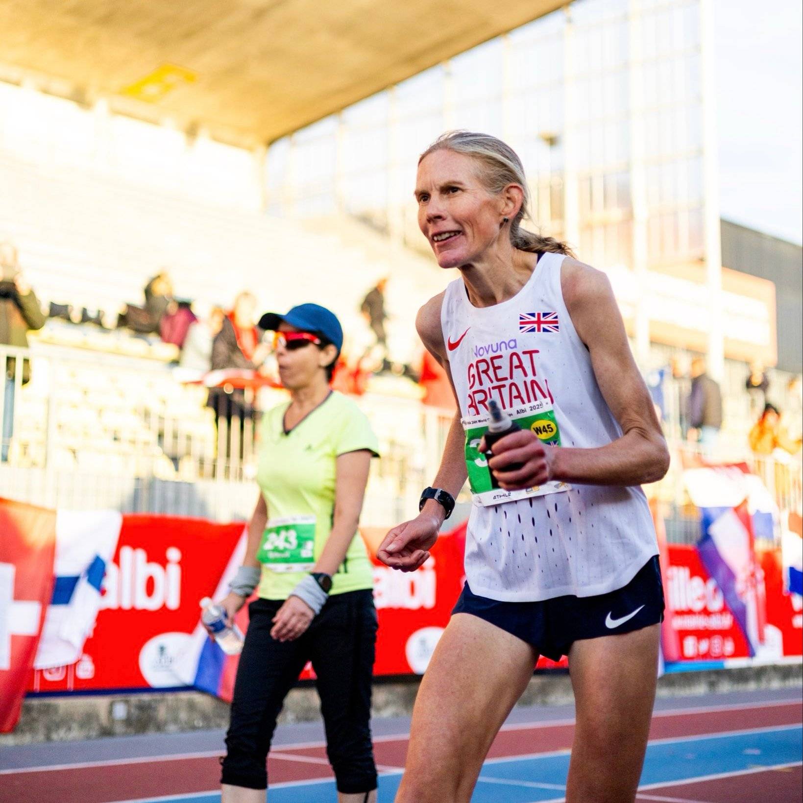 24小时狂奔278.622公里<strong></p>
<p>福成五丰股票</strong>！ 46岁女将打破女子24小时超马世界纪录