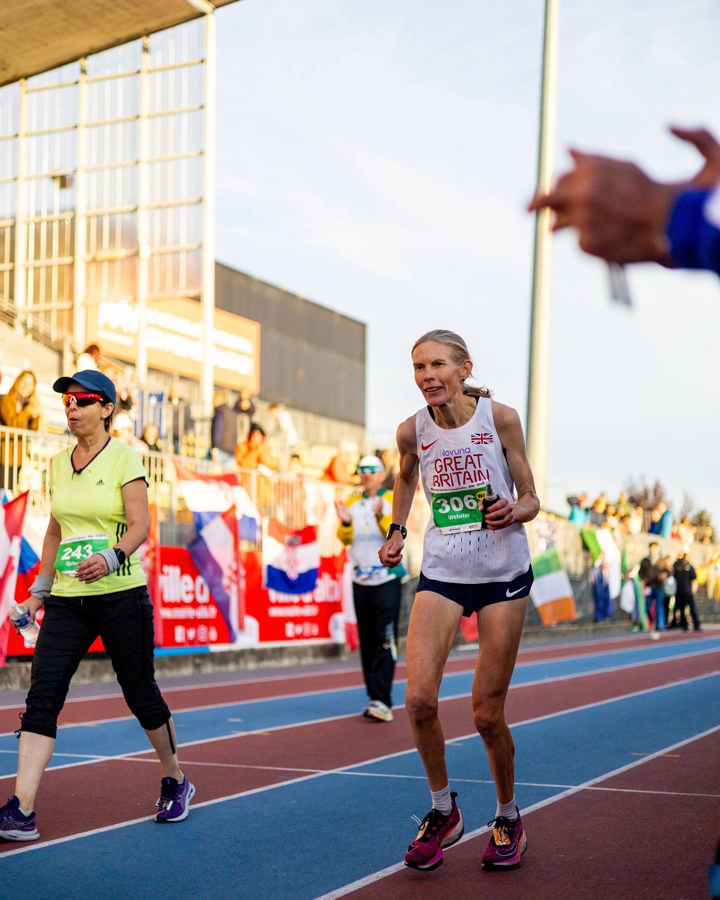 24小时狂奔278.622公里<strong></p>
<p>福成五丰股票</strong>！ 46岁女将打破女子24小时超马世界纪录