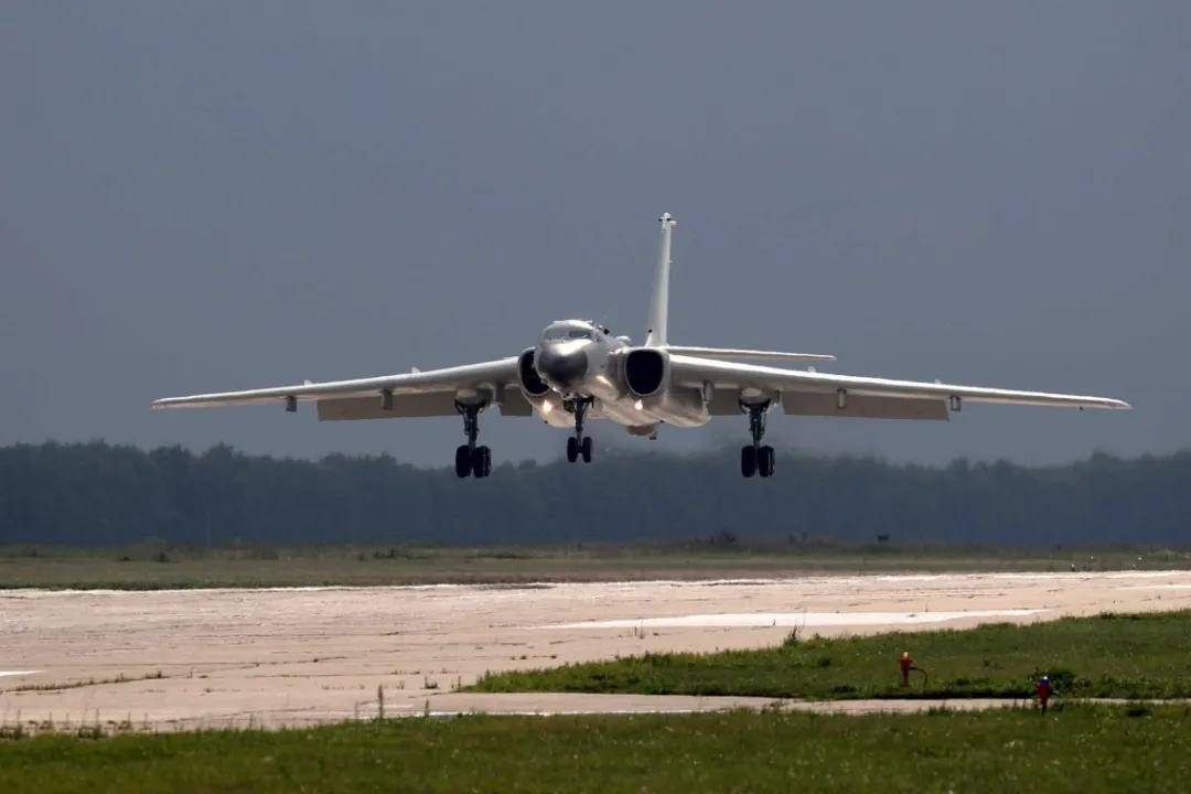 军迷热议<strong></p>
<p>600303股票</strong>!《舰载武器》曝光四发轰-6改进方案:航程14000公里?