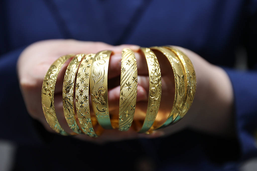 黄金价格大跳水<strong></p>
<p>600303股票</strong>，市场追逐的“确定性”被动摇