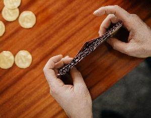 高盛：尽管科技股估值处于高位，但全球股市尚未陷入泡沫