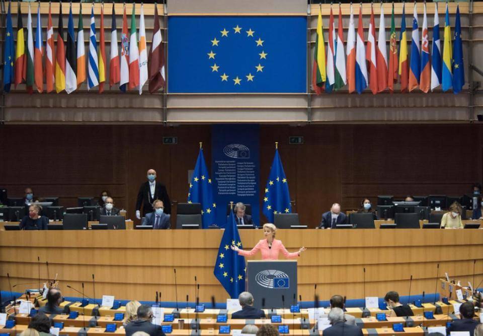 欧盟主动加入贸易战<strong></p>
<p>601998股票</strong>，考虑对华动用“核选项”