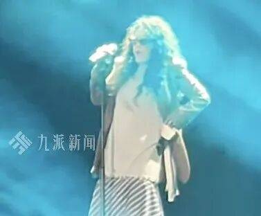 歌手陈粒演出中耳机爆炸<strong></p>
<p>华夏能源革新股票基金</strong>,发文称“将开始减少舞台工作”,透露此类事故已发生3次