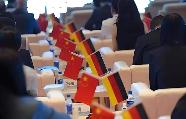 德外长乱说话后<strong></p>
<p>华夏能源革新股票基金</strong>，因中方无人愿接见，被迫取消访华，罕见的信号