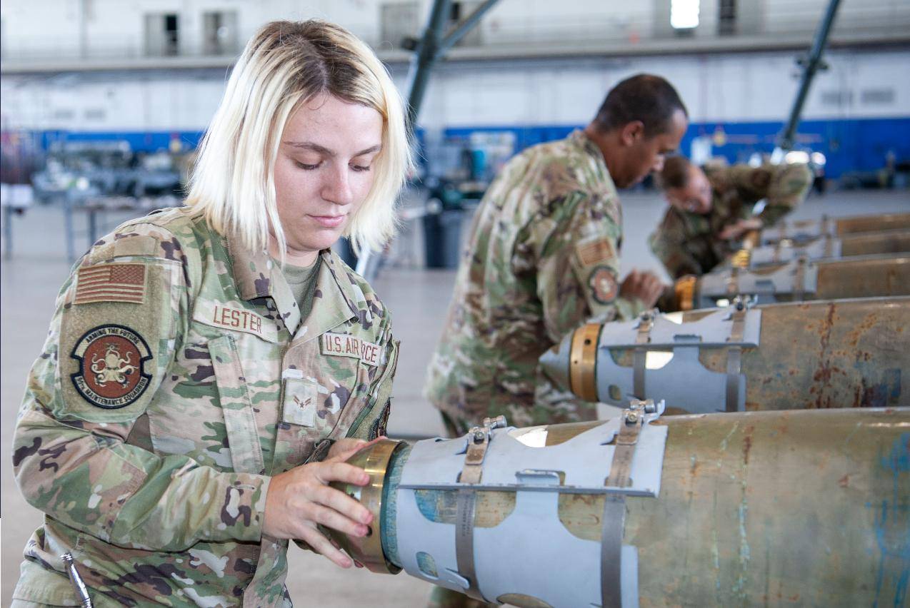 美军天塌了<strong></p>
<p>华夏能源革新股票基金</strong>，美智库承认：还没碰上中国，美式军备神话被提前打破