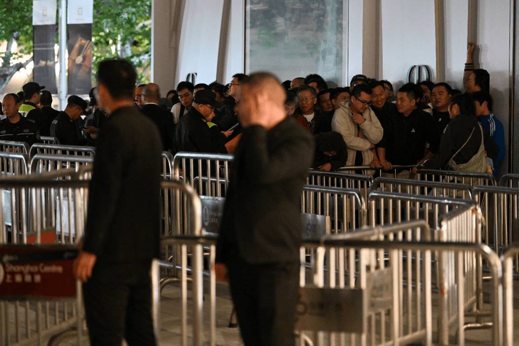 大幅涨价<strong></p>
<p>华夏能源革新股票基金</strong>，有的一夜涨6000元！顾客通宵排队：值得