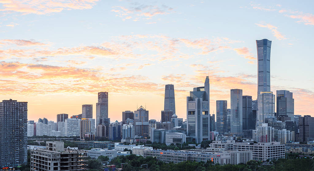 全国房价跌回2016年致居民财富缩水近40万亿<strong></p>
<p>顺丰股票002352</strong>，中央财办原副主任：调控思路要尽快转向，应该“支持房价上涨”！