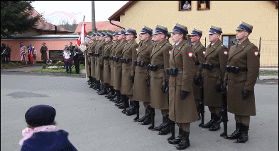 解放军报警！有人拾取3吨多炮弹残片卖钱<strong></p>
<p>股票新闻</strong>，甚至有完整弹头？