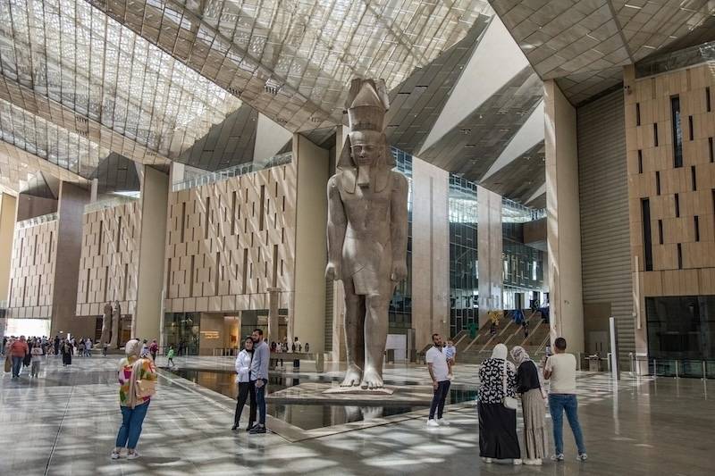 建了20年的大埃及博物馆终于开馆<strong></p>
<p>白银股票</strong>!图坦卡蒙、太阳船齐聚