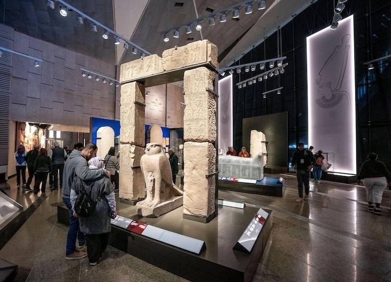 建了20年的大埃及博物馆终于开馆<strong></p>
<p>白银股票</strong>!图坦卡蒙、太阳船齐聚