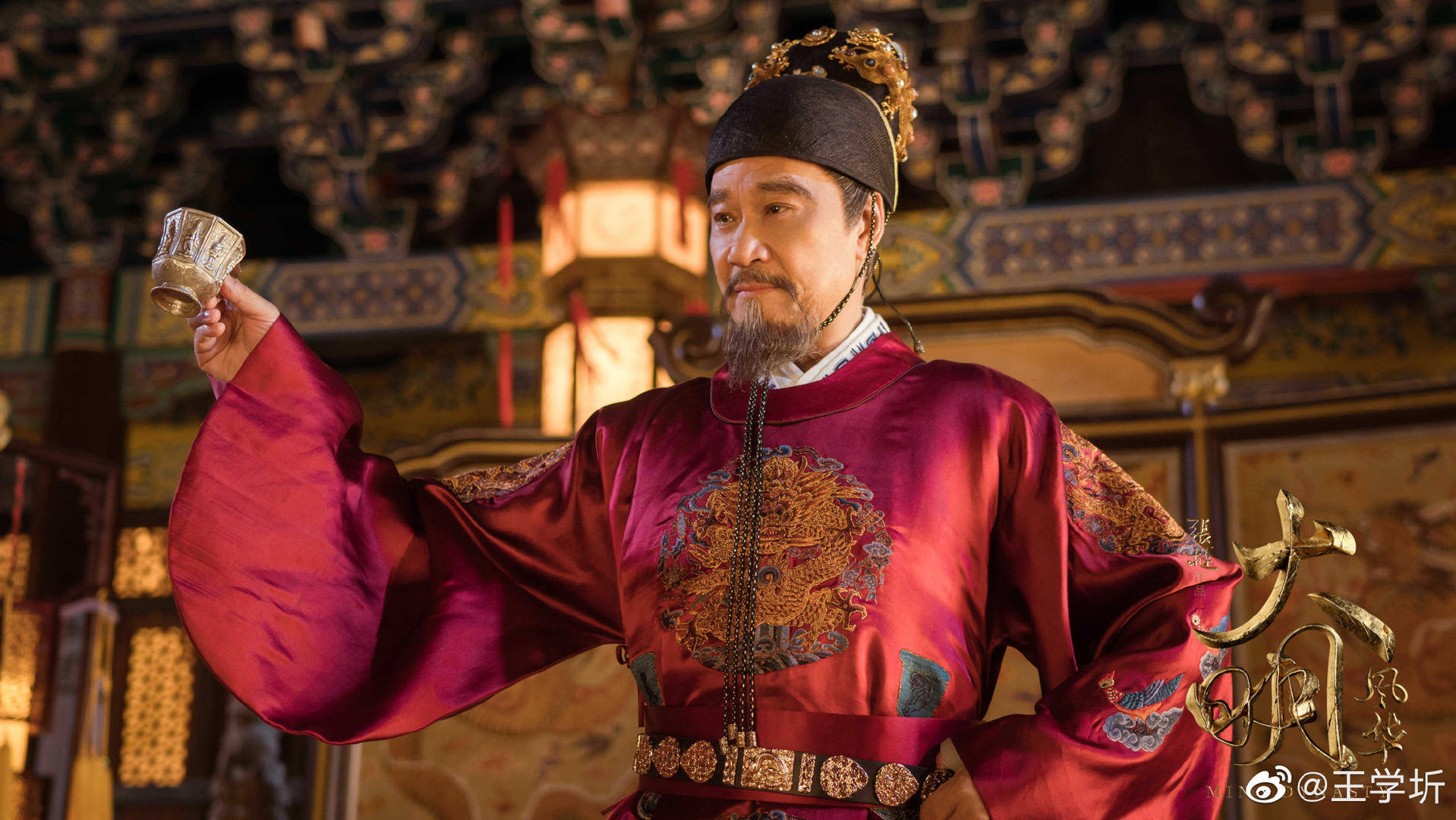 79岁王学圻亮相颁奖典礼<strong></p>
<p>白银股票</strong>，网友：这状态像49岁的