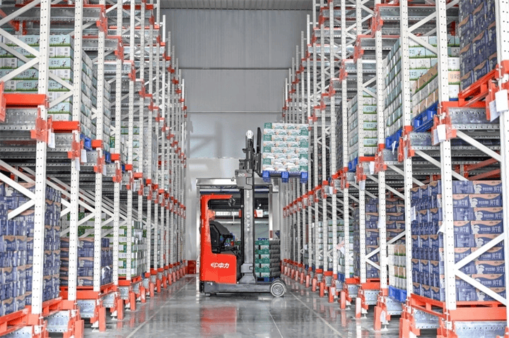 “十五五”<strong></p>
<p>白银股票</strong>，我们这样干｜一杯好牛奶卖到全国去