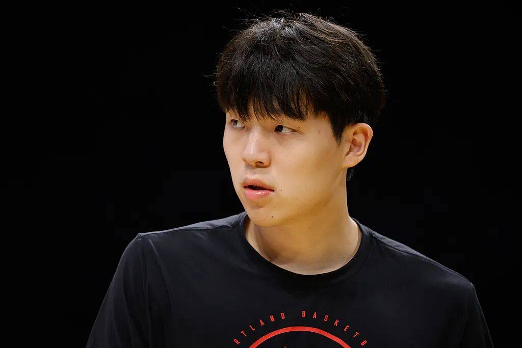 开拓者主帅回应杨瀚森被下放：<strong></p>
<p>连云港股票</strong>他是个真正有职业精神的球员；此前已官宣被召回