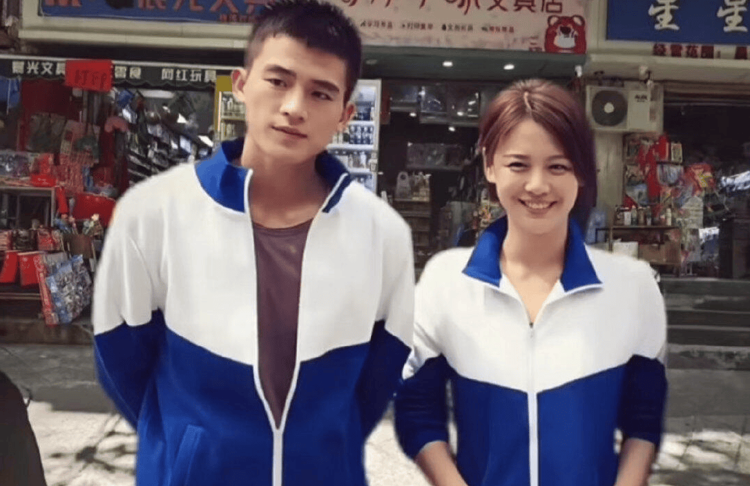 欧豪马思纯同框引回忆杀<strong></p>
<p>连云港股票</strong>！娱乐圈明星和绯闻对象同框瞬间太抓马！