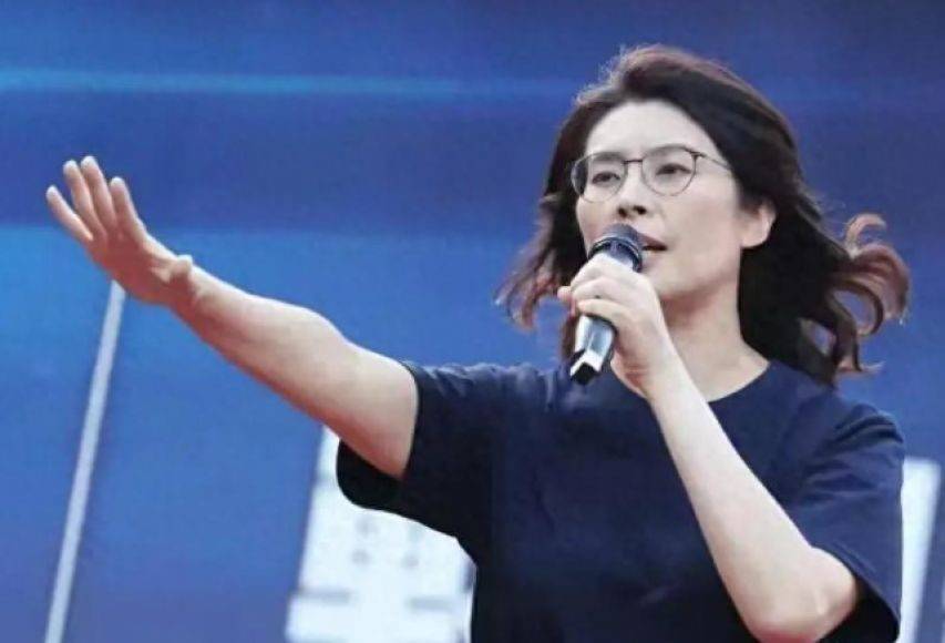 两岸统一势在必得!郑丽文上任首日<strong></p>
<p>连云港股票</strong>,洪秀柱提出统一建议,盼其赴陆完成连战未尽事业,信号特殊