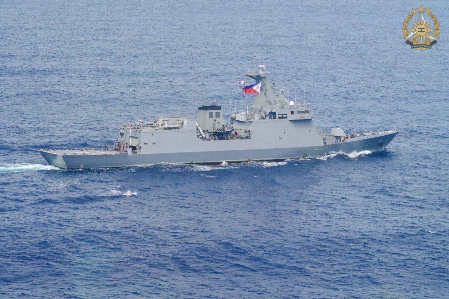 美军再度遭遇耻辱时刻:中国海军6艘战舰包围<strong></p>
<p>东吴证券股票</strong>,815舰插入南海演习