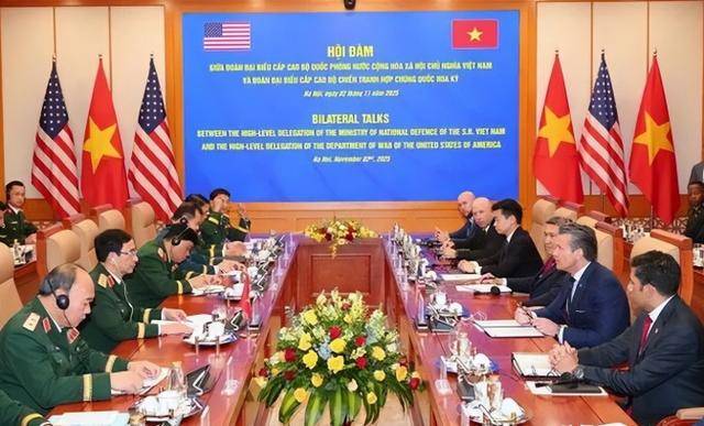 美媒：越南在南海4年造21座岛<strong></p>
<p>上海能源股票</strong>！菲律宾成试错样本？中方早有打算