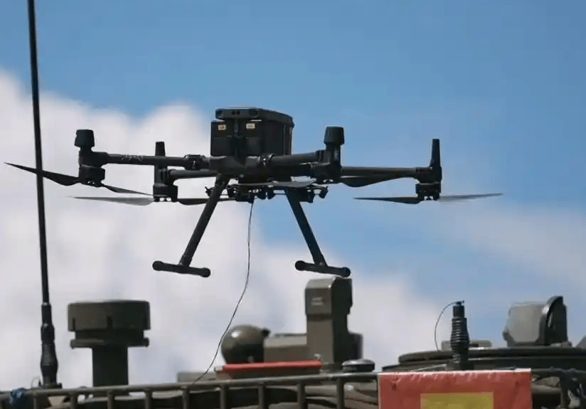 解放军“机器狼”投入台海<strong></p>
<p>上海能源股票</strong>，集群抢滩动作丝滑