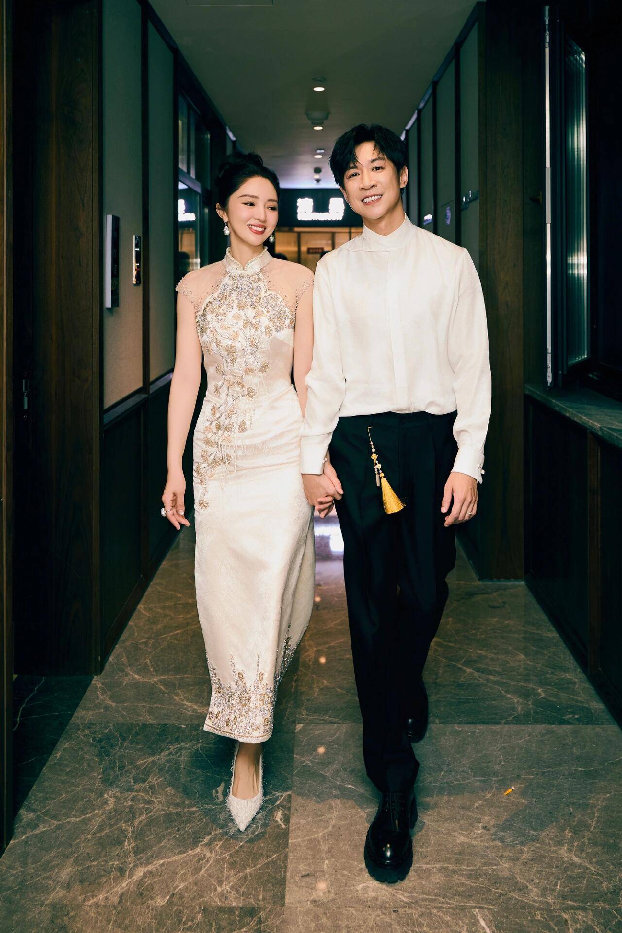 董璇回应与张维伊“婚礼餐标67元”：网上都是假的<strong></p>
<p>飞亚达股票</strong>！