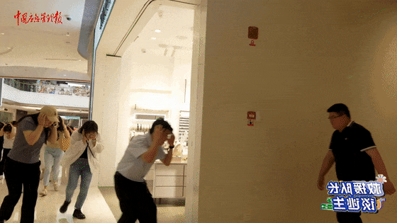 致16死39伤!遇难者全部集中在5层<strong></p>
<p>飞亚达股票</strong>,火灾细节披露→