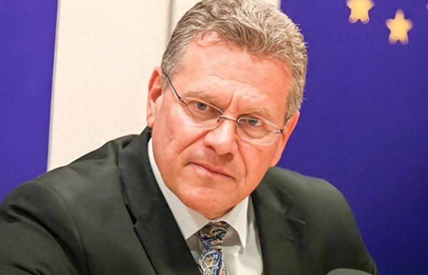 荷兰38天后“体面认输”<strong></p>
<p>飞亚达股票</strong>,改口称可以不再接管安世半导体,只要中方满足一个条件?中方有言在先