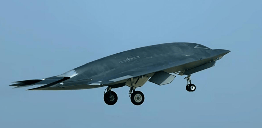 福建舰上班后<strong></p>
<p>国海证券股票</strong>，中国空军也不藏了！轰隆一声巨响，歼20旁多了架新战机