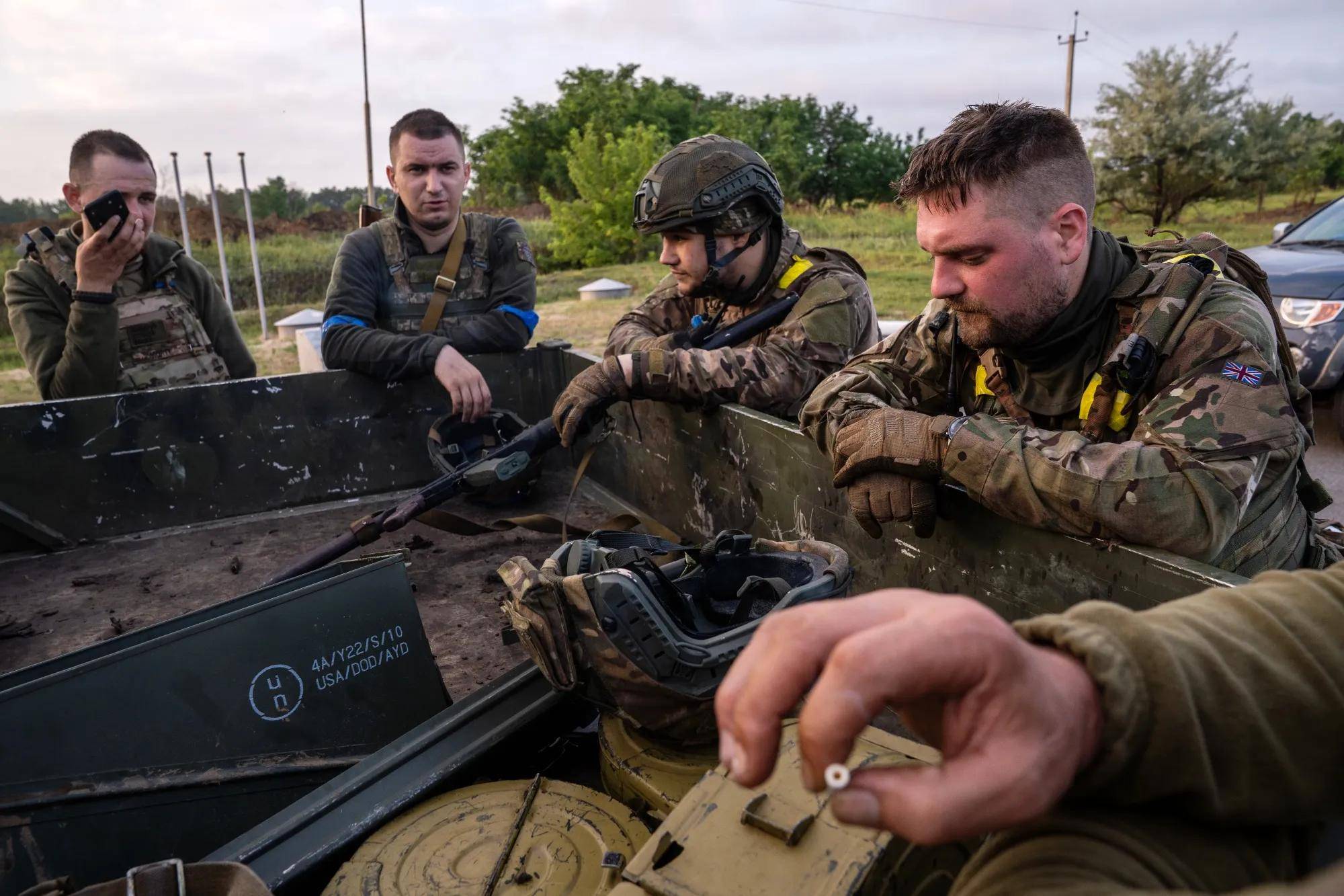 65万逃兵<strong></p>
<p>国海证券股票</strong>，俄军迎来两场大捷，乌克兰面临两难抉择：毁灭还是投降