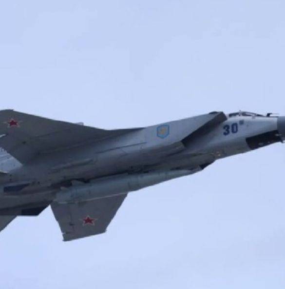 携500亿元比特币出逃的女商人钱志敏<strong></p>
<p>国海证券股票</strong>，在卧室被抓捕时画面最新披露