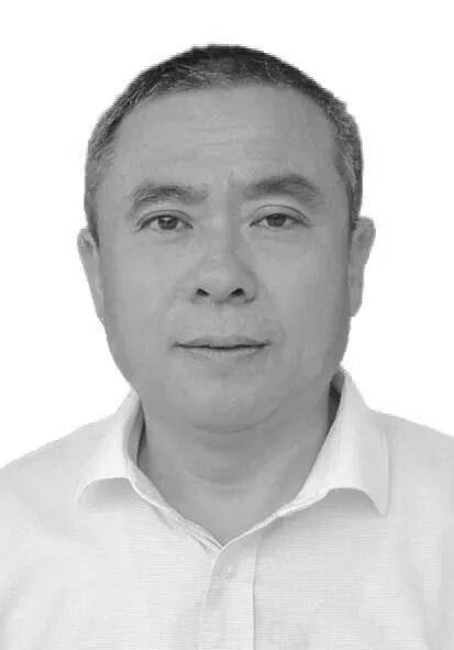 江西一中学党总支书记查看屋顶漏水时意外坠亡<strong></p>
<p>国海证券股票</strong>，教体局：屋顶有积水，他不慎滑坠