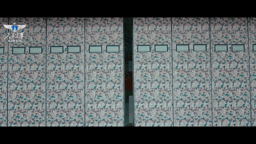 福建舰刚刚服役<strong></p>
<p>亿晶光电股票</strong>,轰20轰炸机又要来?中国空军发出剧透:有新家伙